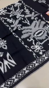 Sarung Santri Batik Goyor: Penjualan Online & Tradisional