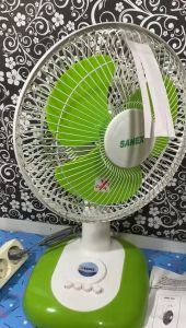 Kipas Angin Meja Bisa Swing Kanan Kiri 10 Inchi 25cm Angin Kencang