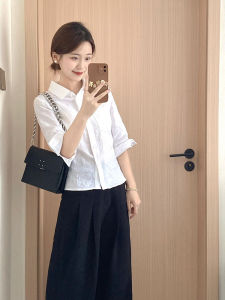 YUFUQING | เสื้อเชิ้ตคอโปโลแขนยาวสีขาวสไตล์ฝรั่งเศสสำหรับผู้หญิงในช่วงฤดูร้อน เสื้อเชิ้ตป้องกันแสงแดดแบบหลวมๆ สบายๆ หรูหรา ทรงเข้ารูป