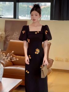 Summer 2025 Hepburn Style Design Sensation Bubble Sleeve Black Square Collar Dress Elegant Commute Spring Season Short Sleeve