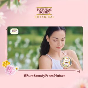 Natural Honey Botanical Body Scrub 200ml White [1pcs] - Exp : 10.2026