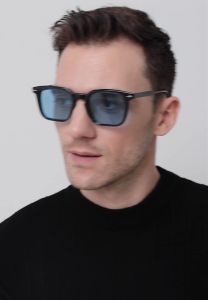 Kacamata Kosmik Kingship: Mengenal Love Joy Blue Sunglasses