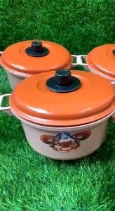 Basi Panci Prasmanan Classic Plastik: Alat Penyaji Makanan Elegan & Tahan Panas