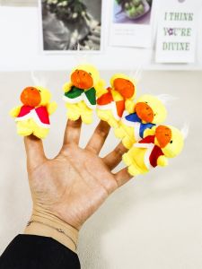 Cute Duckling Finger Puppets Plush Toys for Children Storytelling Performance Teaching Aids English Childrens Song