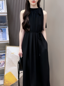 French Summer Elegant Neck Hanging Dress Shoulder Exposure Belt Loose Slimming Holiday Style Sleeveless Draping Temperament Skirt