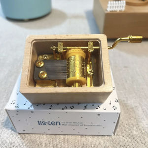 มินิไม้มือหมุนกล่องดนตรีแฮร์รี่พอตเตอร์ของเล่นดนตรีสำหรับอายุ 3 ปีขึ้นไปแบรนด์เป่ยเซียนซิน