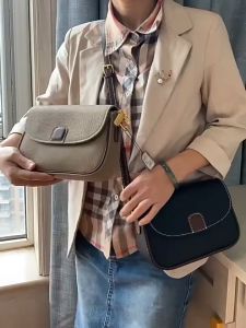 Tas Selempang Wanita Kulit Jeruk: Tas Fashion Wanita untuk HP