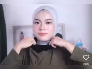 PASHMINA INNER 2IN1+ BISA BOLAK BALIK / HIjab Pasmina Inner Bahan Ceruty Baby Doll Warna Terlengkap / Jilbab Pashmina Iner Ciput Instant Plus Inner 2in1 Hijab Kekinian Pashmina Instant Plus Inner Hijab Terbaru Trend Produk Terbaik Harga Termurah
