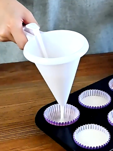 Handheld Baking Funnel Tool Adjustable Versatile Cream Batter Dispenser Icing Decorating Pastry Cake Muffin Tool