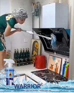 Chai Xịt Tẩy Rửa Đa Năng Warrior 500ml Công Nghệ Đức - Vệ Sinh Dầu Mỡ Cặn Canxi Lâu Năm Nhà Bếp Phòng Tắm Tặng Vòi Xịt