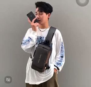 Men bags Mens motorcycle bag shoulder bag trendsimple sportscasualmessenger bagSling bagHigh end mens bags