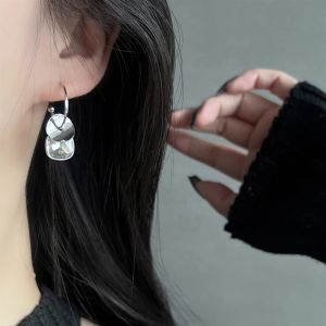 Silver Shiny Square Sugar Ear Cuff Womens Fashion Jewelry Simple Elegance Alloy Plated Ear Drop Earring Trendy Accessory