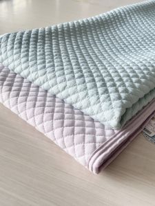 ผ้าคลุมนอนแบบนุ่มสบาย ระบายอากาศได้ดี แห้งเร็ว ดูดซับเหงื่อ ผ้าไหมน้ำแข็งสำหรับนอนเดี่ยว หอพักนักเรียน ผ้าคลุมนอนสไตล์ญี่ปุ่น