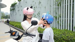 Mũ Bảo Hiểm Nửa Đầu Omaika Tai Mèo Đáng Yêu Dễ Thương Có Kính Chống Bụi Đạt Chuẩn 3C Chất Lượng Cao ABS 709