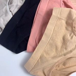 QZshop งานเข้าใหม่รุ่นฮิตพร้อมส่ง กางเกงชั้นในแฟชั่นสุภาพสตรี งานลำลอง ทรงดี พร้อมส่งหลายสีให้เลือกซื้อ เนื้อผ้านุ่มสบาย ใส่ได้ไม่อับชื้น ใครสนใจงานดีๆแบบนี้ ห้ามพลาดเลย