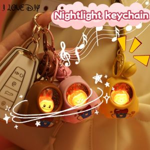 พวงกุญแจไฟกลางคืนตุ๊กตา Labubu น่ารักพร้อมเสียงบรรยากาศ Kawaii แสงกระเป๋าเป้สะพายหลังแขวนเสน่ห์อุปกรณ์ตกแต่ง