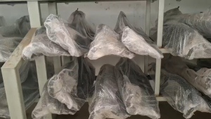 นวมหน้าปัดคอนโซล รีโว่ ของแท้ ถอดสภาพ 90%