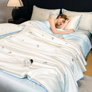 MANCAI | Cute Embroidered Ice Silk Summer Lightweight Machine Washable Single Quilt