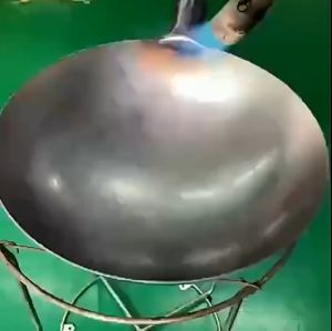 32 34 36 38cm Thickened Uncoated Pre-adjusted Carbon Steel Wok Cooking Pot: A Chinese Traditional Hand-forged Non-stick Iron Pot