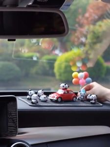 Decor gấu trúc dễ thương trang trí taplo ô tô phụ kiện xe hơi sáng tạo hoặc để bàn làm việc có tặng kèm sáp thơm