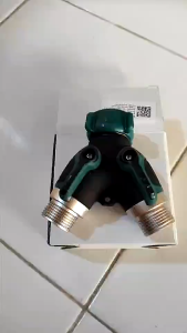 READY Sambungan Konektor Kran Selang Cabang 2 Splitter Y Keran Air 3/4 Inch Irigasi Taman HG180