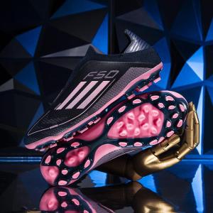 Mens Low-Top Seamless Flyknit Football Shoes Training Competition Grass Field Sports Shoes Rubber Sole Natural Artificial Grass