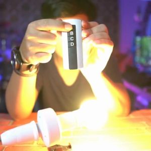 Fitting Lampu Bohlam dengan Remot Kontrol 220V E27 - GNZ68