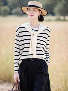 เสื้อยืดคอกลมแขนยาวลายทางสำหรับผู้หญิง ชุดสองชิ้น ชุดคลุมไหล่ แฟชั่นฤดูใบไม้ร่วง/ฤดูหนาว 2025 ดีไซน์เสื้อผ้า