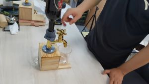 Wooden Base Wine Dispenser Single/Double/Three Faucet Whiskey Decanter Liquor Alcohol Whiskey Wood Dispenser Faucet