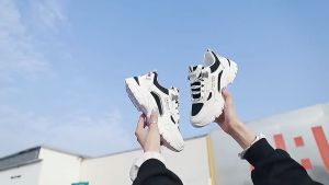 พร้อมส่งจากไทย รุ่นQ51 รองเท้าผู้หญิง รองเท้าเพิ่มความสูง รองเท้ากีฬาแบบลำลอง ระบายอากาศได้ น้ำหนักเบาใส่สบาย เหมาะกับใส่กลางแจ้ง ไซส์ 35-41