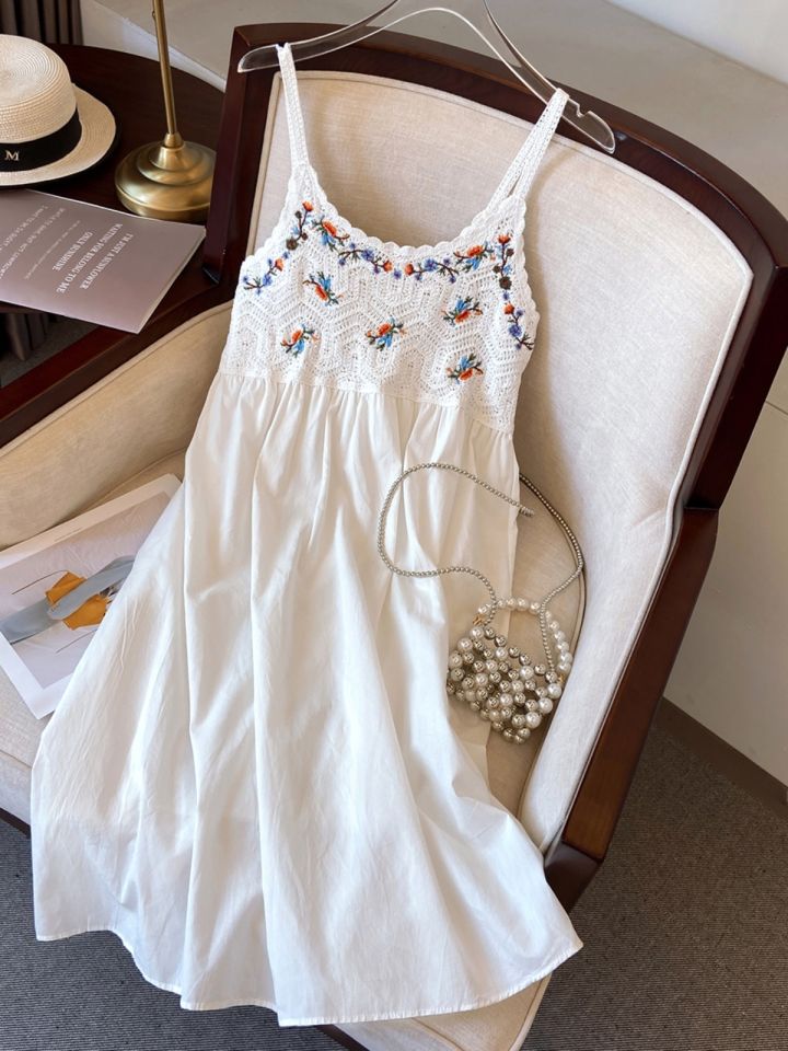 White Strapless Dress Womens Summer 2025 New Korean Style Sweet Gentle Unique Long Dress Bohemian Embroidery Hollow out Splice