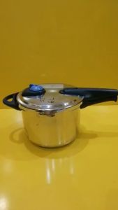 Nồi áp suất nội địa Nhật Tfal 6L (mã 55) Dùng được bếp từ_Hàng Nhật bãi đã qua sử dụng