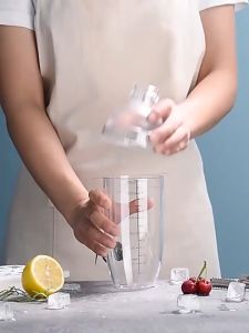 Hand Shaker Cocktail Shaker Transparent Mixer Cup Transparent Bar Shaker Wine Milk Tea Shaker with Scale Shaker