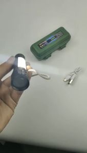ไฟฉายอลูมิเนียม ไฟฉายซูมได้ กลางคืนกลายเป็นกลางวัน ไฟฉาย LED ไฟฉายชาร์จ USB ซูมได้(ไฟฉาย ไฟฉายเดินป่า ไฟฉายชาร์จได ไฟฉายแรงสูง แท้ ไฟฉายแรงสูงไกล ไฟฉายพกพา LED ไฟฉายแรงสูง ไฟฉายแบบชาร์จ ไฟฉาย led ชาร์จได้)
