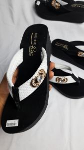 Sandal Wedges Wanita Terbaru 2023