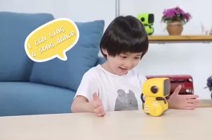 ขายส่ง หุ่นยนต์พูดได้ หุ่นยนต์อัจฉริยะที่ควบคุมด้วยเสียงและเซ็นเซอร์สัมผัส ร้องเพลงและพูดซ้ำ สำหรับเด็กชายและเด็กหญิง