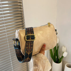 Fashionable Wide Strap Crossbody Bag Womens Spring Summer 2024 New Style Simple Design Single Shoulder Boston Pillow Bag