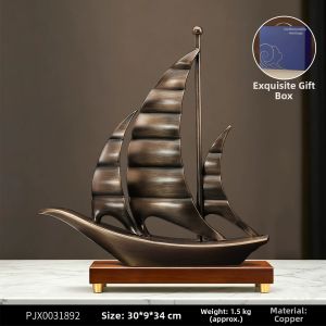 Kisstyle | Luxurious Brass Sailboat Decorative Piece