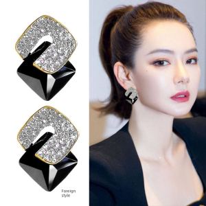 Black Crystal Pure Silver Earrings 2024 Style round Face Elegant High End French Drop Earrings Fashionable Jewelry for Women