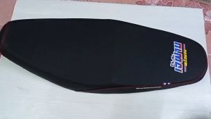 โลโก้เจ๊ฝ้าย พร้อมจบ เบาะแต่งมอเตอร์ไซค์ Wave100sปี2005/เวฟ125x/Wave100x