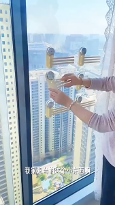 ร้านอยู่กทม.ราวแขวนผ้าติดผนังห้องน้ำ แบบดูด ไม่ต้องเจาะ หมุนได้ 180องศา วัสดุพลาสติก