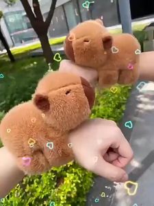 【COD&Local】Capybara Stuffed Animal Cute Capybara Doll Slap Bracelet Lifelike Wild Animal Plush Toy Birthday Gift