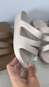 K รองเท้าหัวโต รองเท้าแตะ รองเท้าแตะแบบสวม red apple รุ่น AP-8818 สี ดำ ครีม ตาล Size 36-40