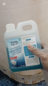 OXYVIA PEMBERSIH SUPER KERAK Toilet Clean 1 Lt Pembersih Toilet Penghilang Noda Kerak 1000 Ml