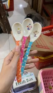 IMP - [ MOTIF WARNA RANDOM ] SENDOK ANAK KARAKTER / SENDOK MAKAN MELAMIN