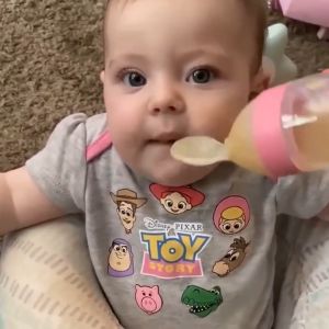 PANDA HOUSE Extra Large Baby Soft Silicone Squeeze Spoon Feeder Feeding Bottle Food Sudu Lembut Bayi Sudu Makanan Puree Barang Baby