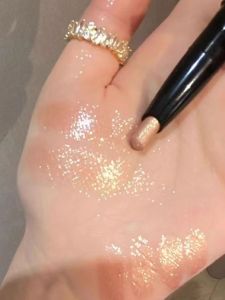 Eyeliner Pen Dopaamine Fragile Pearl Highlight Natural Eyeliner Glitter Eyeshadow Stick Waterproof Long-lasting Makeup Tool