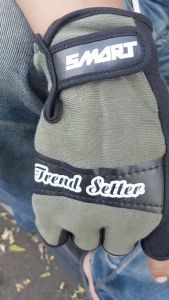 Sarung Tangan Motor Setengah Jari - Hitam