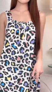 🔥ชุดนอนกระโปรง ชุดนอนผู้หญิงดอกไม้ น่ารัก ชุดนอนสตรีลายดอกไม้🔥ใส่​สบาย​มีหลายสีให้เลือก สําหรับผู้หญิง🌸 Q402