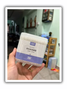 Hộp tăm bông ngoáy tai hai đầu tiện lợi - 200 bông tăm cho bé sơ sinh an toàn mềm mại đa chức năng